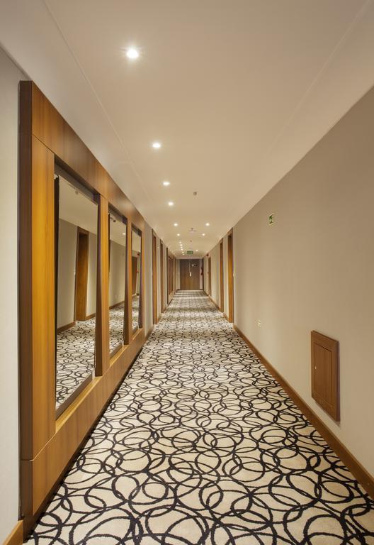 Windsor Plaza Brasilia Ξενοδοχείο Εξωτερικό φωτογραφία A corridor at the hotel